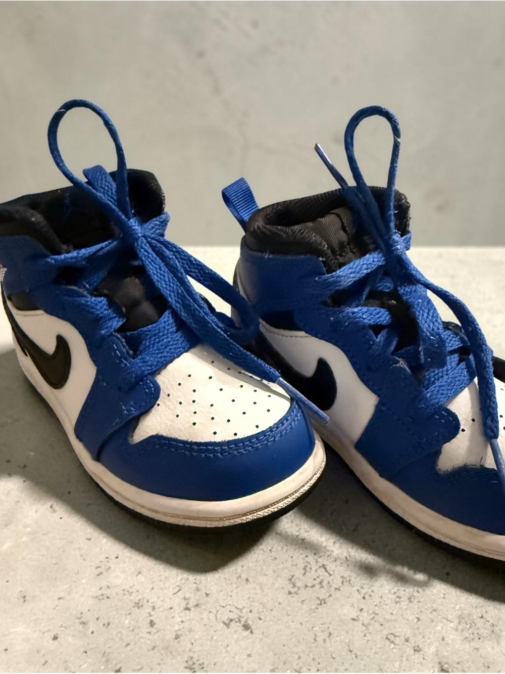 Nike Kids Royal Blue, White & Black High-Top Sneakers